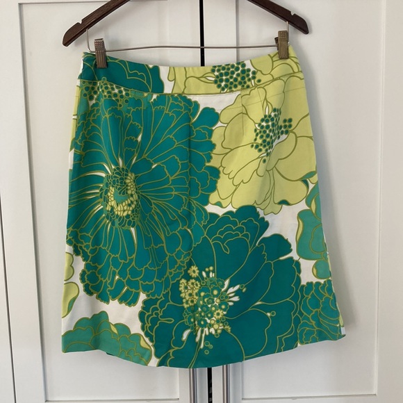 Ann Taylor Knee Length Side Zip A-Line Floral Skirt Cotton/Silk Size 6 - Picture 6 of 8